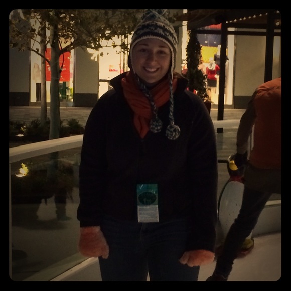 Meet the Posher - Picture 2 of 2